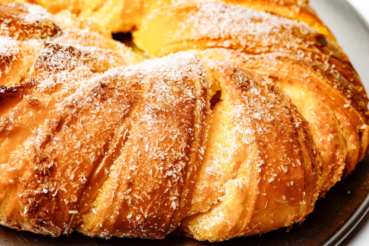 Coconut Sweetbread Ring | Rosca de Coco